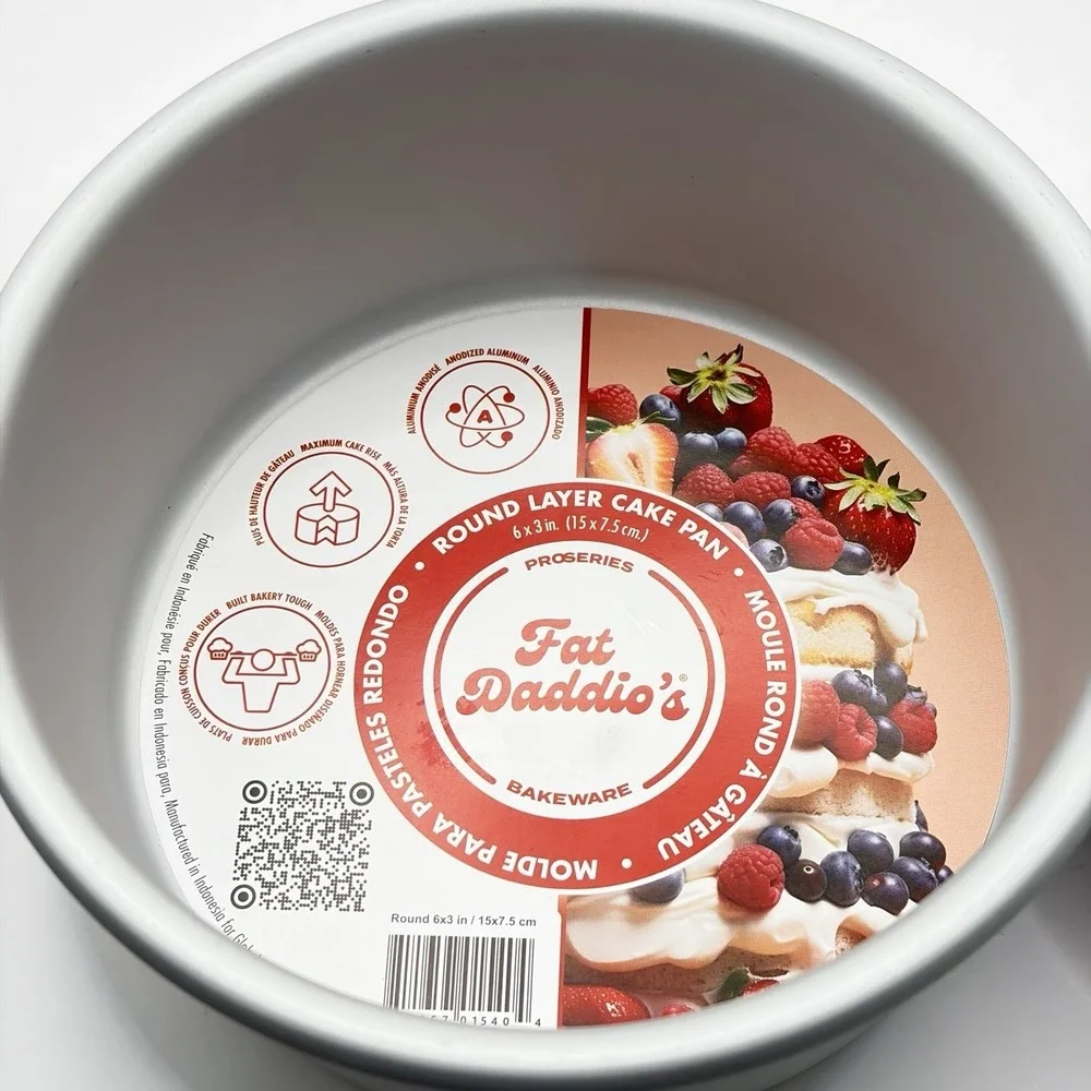 (2) Fat Daddio's Round Layer Cake Pans PRD-63 6 x 3